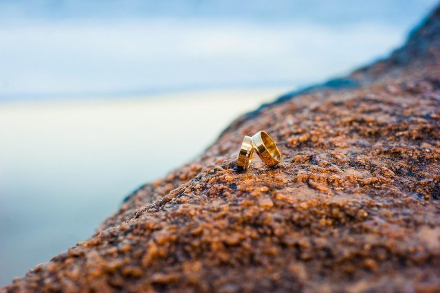 Acheter solitaire or jaune en ligne sécurisé
